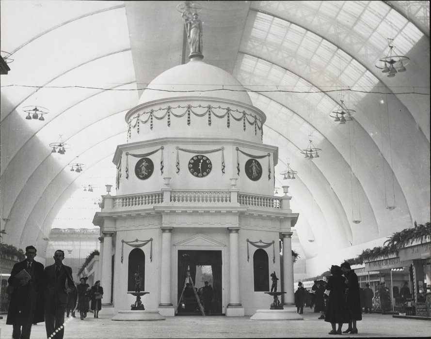 General view of 1949 Ideal Home Exhibition with classical-style pavilion at centre