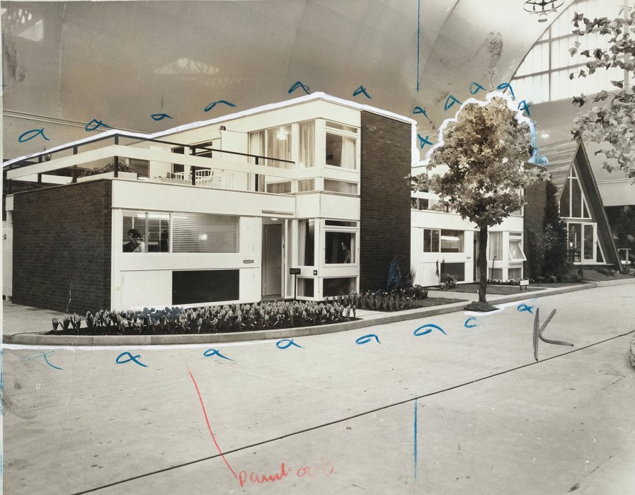 Annotated photograph of modernist housing